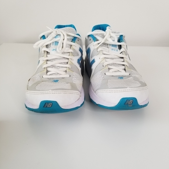 New Balance 1540v2 Athletic Running Sneakers Size 8 White with Blue Bell - Picture 7 of 11